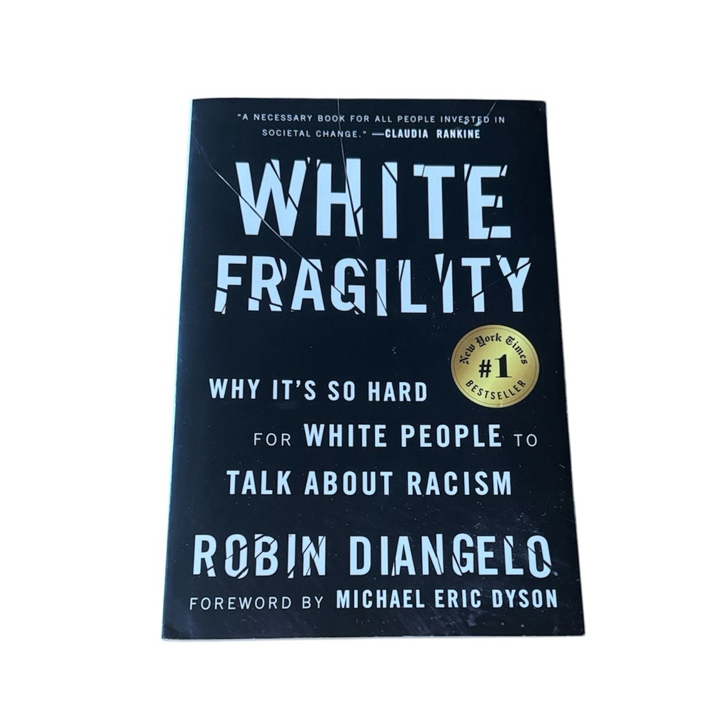 Book | Paperback White Fragility Why It’s So Hard For White To Understand Racism